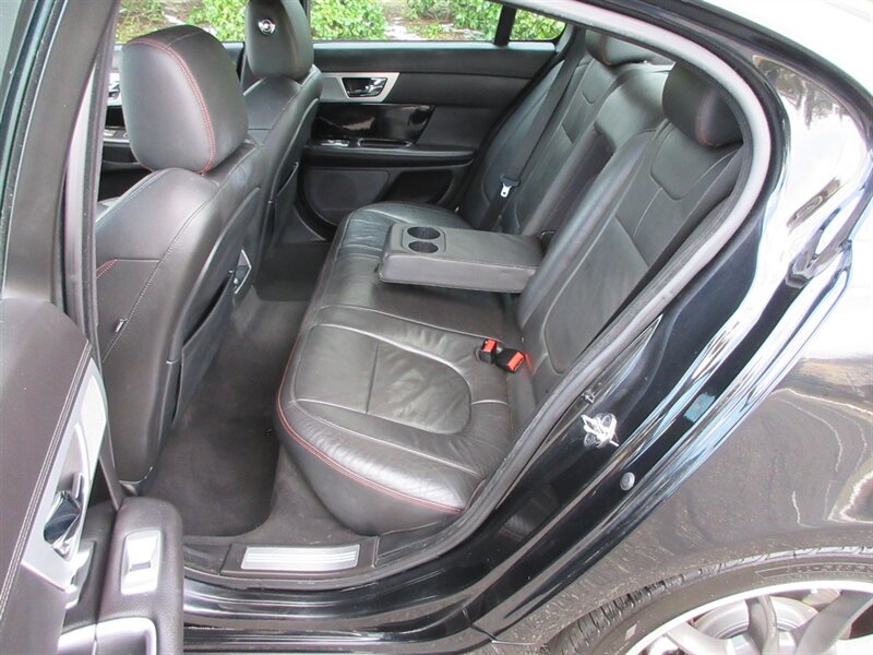 2015 Jaguar XF 3.0 Sport   - Photo 52 - Bohemia, NY 11716