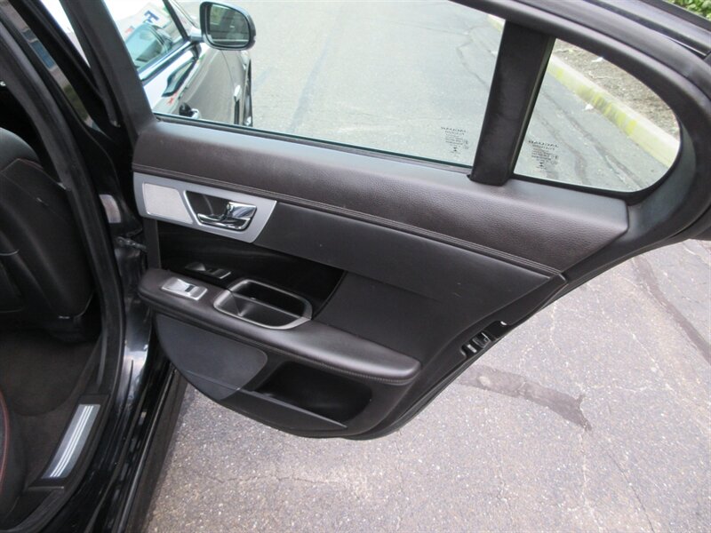 2015 Jaguar XF 3.0 Sport   - Photo 56 - Bohemia, NY 11716
