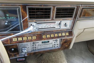 1980 Lincoln Town Car - Photo 27 - Bohemia, NY 11716