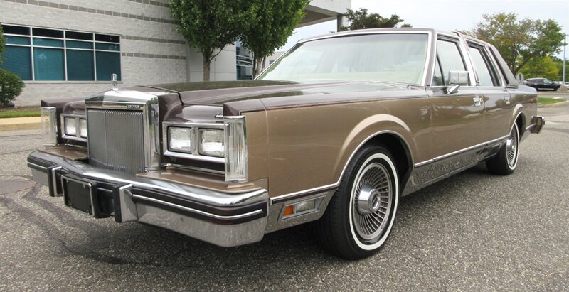 1980 Lincoln Town Car  