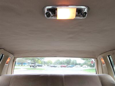 1980 Lincoln Town Car - Photo 33 - Bohemia, NY 11716