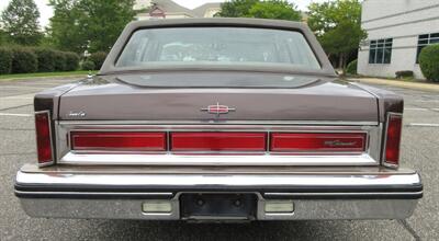 1980 Lincoln Town Car - Photo 12 - Bohemia, NY 11716