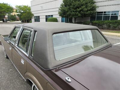 1980 Lincoln Town Car - Photo 19 - Bohemia, NY 11716