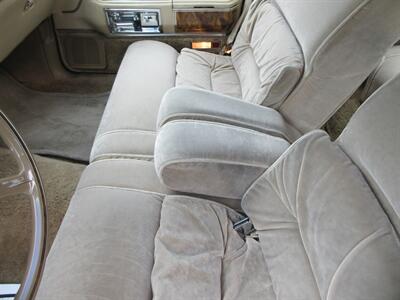 1980 Lincoln Town Car - Photo 26 - Bohemia, NY 11716