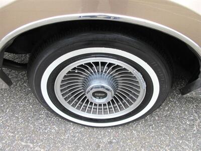 1980 Lincoln Town Car - Photo 51 - Bohemia, NY 11716
