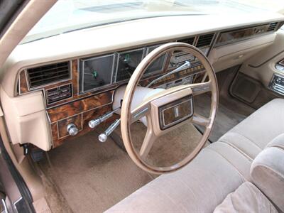1980 Lincoln Town Car - Photo 22 - Bohemia, NY 11716