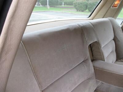 1980 Lincoln Town Car - Photo 40 - Bohemia, NY 11716