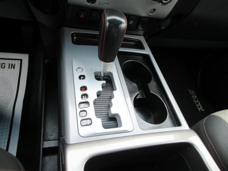 2011 Nissan Titan PRO-4X   - Photo 35 - Bohemia, NY 11716