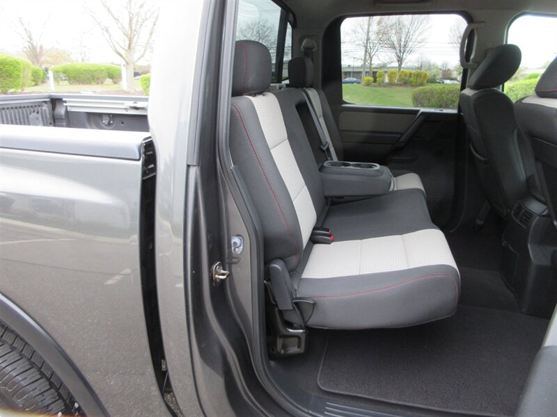 2011 Nissan Titan PRO-4X   - Photo 49 - Bohemia, NY 11716