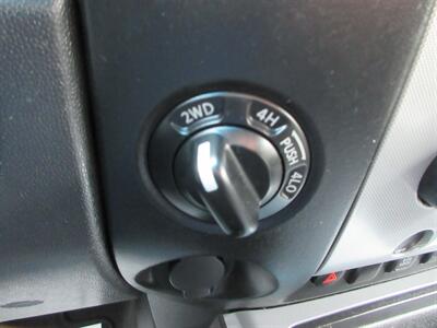 2011 Nissan Titan PRO-4X   - Photo 35 - Bohemia, NY 11716