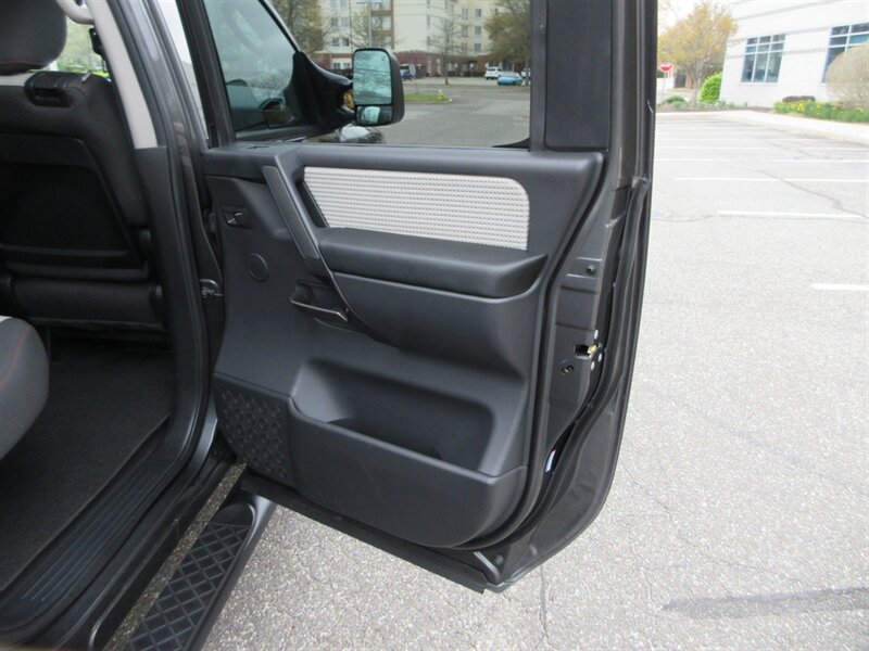 2011 Nissan Titan PRO-4X   - Photo 50 - Bohemia, NY 11716