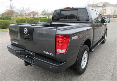 2011 Nissan Titan PRO-4X   - Photo 4 - Bohemia, NY 11716