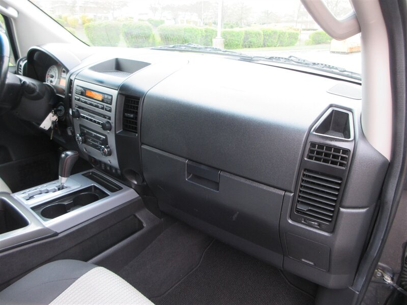 2011 Nissan Titan PRO-4X   - Photo 53 - Bohemia, NY 11716