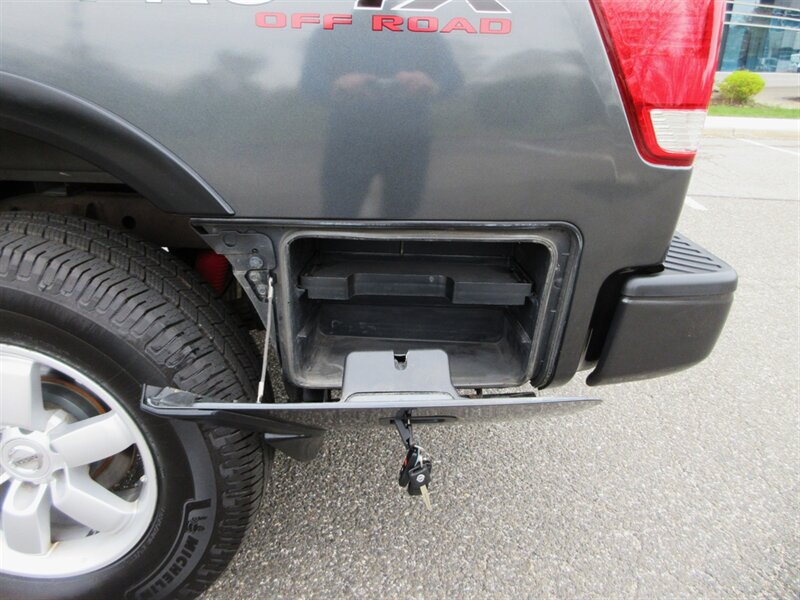 2011 Nissan Titan PRO-4X   - Photo 27 - Bohemia, NY 11716