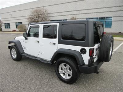 2014 Jeep Wrangler Unlimited Sport - Photo 7 - Bohemia, NY 11716