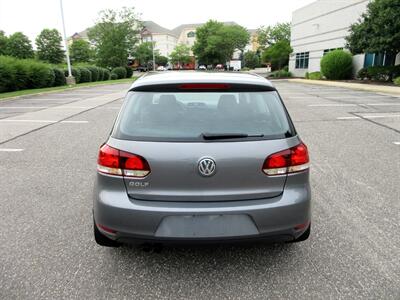2011 Volkswagen Golf 2 Door Hatchback   - Photo 18 - Bohemia, NY 11716
