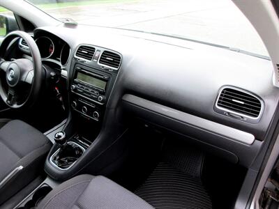 2011 Volkswagen Golf 2 Door Hatchback   - Photo 44 - Bohemia, NY 11716