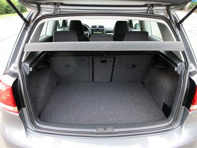 2011 Volkswagen Golf 2 Door Hatchback   - Photo 47 - Bohemia, NY 11716