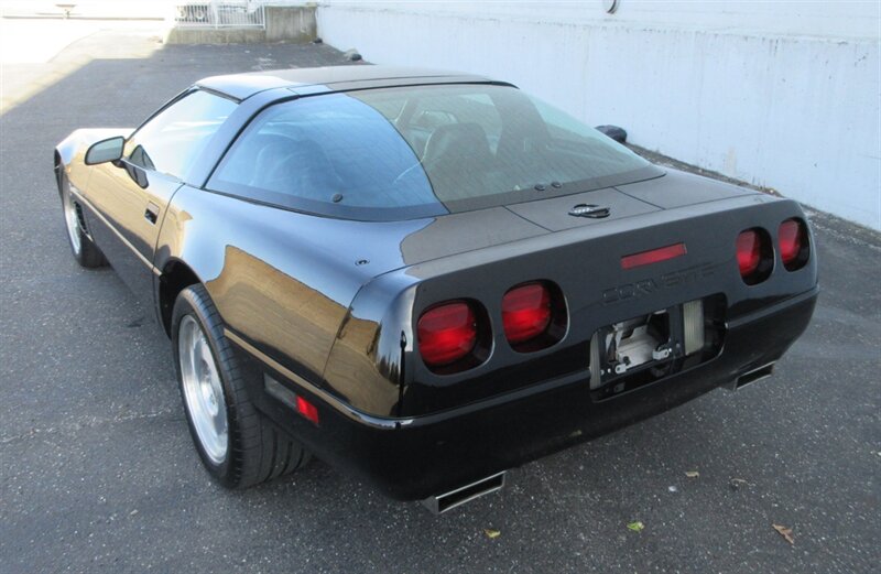 1996 Chevrolet Corvette Coupe - Photo 19 - Bohemia, NY 11716