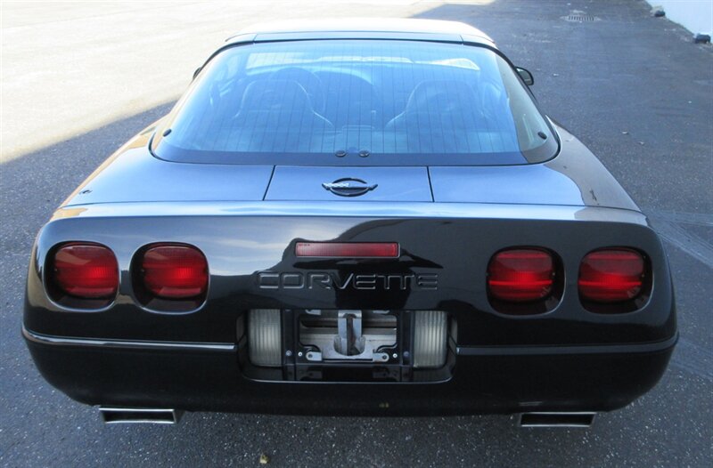 1996 Chevrolet Corvette Coupe - Photo 16 - Bohemia, NY 11716