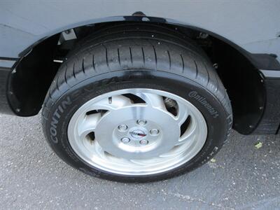 1996 Chevrolet Corvette Coupe   - Photo 52 - Bohemia, NY 11716