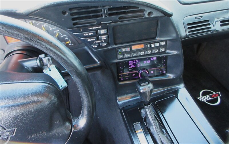 1996 Chevrolet Corvette Coupe - Photo 38 - Bohemia, NY 11716