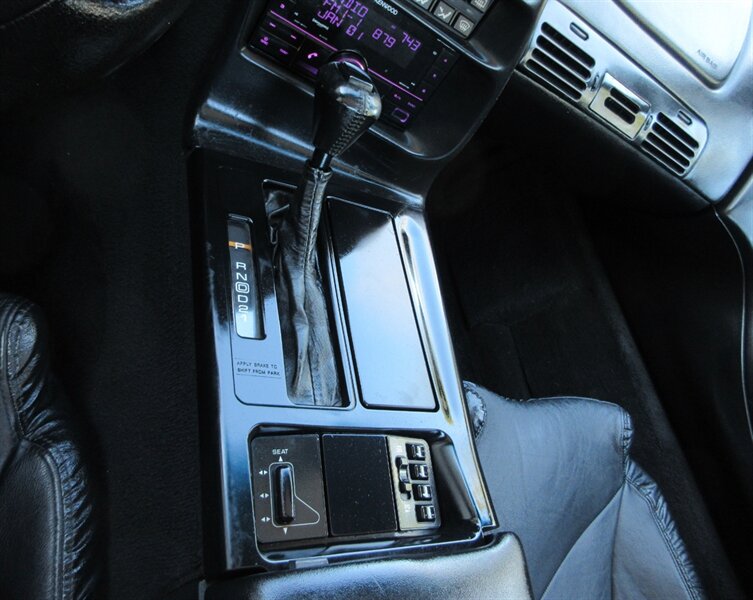 1996 Chevrolet Corvette Coupe - Photo 35 - Bohemia, NY 11716