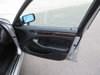 2005 BMW 325xiT  Wagon - Photo 52 - Bohemia, NY 11716