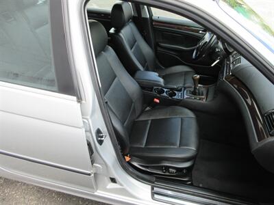 2005 BMW 325xiT  Wagon - Photo 49 - Bohemia, NY 11716