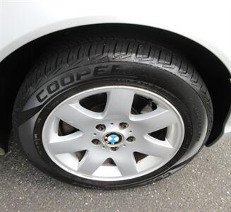 2005 BMW 325xiT  Wagon - Photo 60 - Bohemia, NY 11716