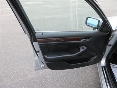 2005 BMW 325xiT  Wagon - Photo 29 - Bohemia, NY 11716