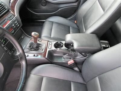 2005 BMW 325xiT  Wagon - Photo 34 - Bohemia, NY 11716