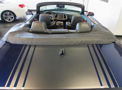 2016 Dodge Challenger 392 HEMI Scat Pack Shaker  Convertible - Photo 18 - Bohemia, NY 11716