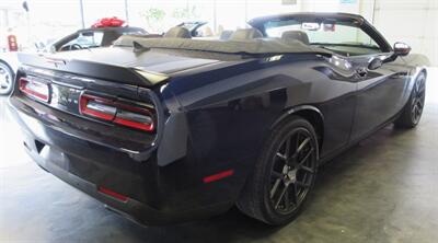 2016 Dodge Challenger 392 HEMI Scat Pack Shaker  Convertible - Photo 4 - Bohemia, NY 11716