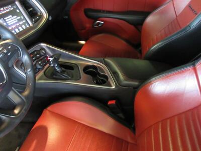2016 Dodge Challenger 392 HEMI Scat Pack Shaker  Convertible - Photo 32 - Bohemia, NY 11716