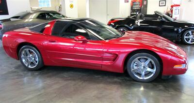 2001 Chevrolet Corvette Coupe   - Photo 12 - Bohemia, NY 11716