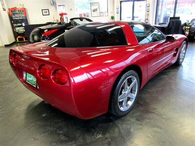 2001 Chevrolet Corvette Coupe   - Photo 4 - Bohemia, NY 11716