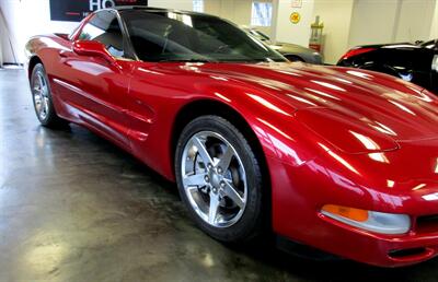 2001 Chevrolet Corvette Coupe   - Photo 15 - Bohemia, NY 11716