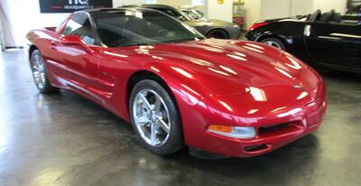 2001 Chevrolet Corvette Coupe   - Photo 10 - Bohemia, NY 11716