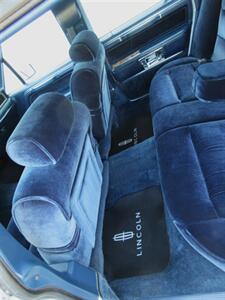 1985 Lincoln Town Car - Photo 43 - Bohemia, NY 11716