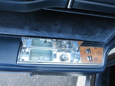 1985 Lincoln Town Car - Photo 53 - Bohemia, NY 11716