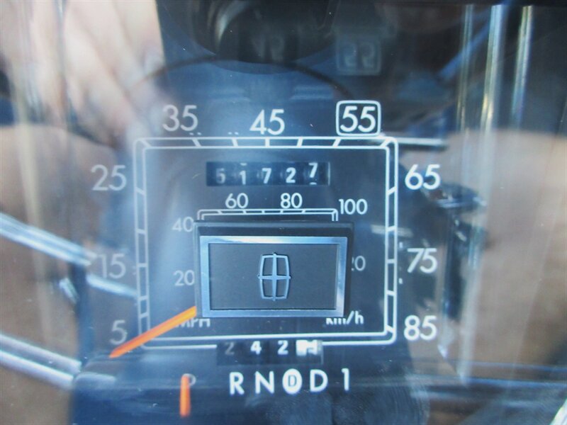 1985 Lincoln Town Car   - Photo 82 - Bohemia, NY 11716