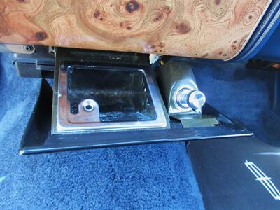 1985 Lincoln Town Car - Photo 38 - Bohemia, NY 11716