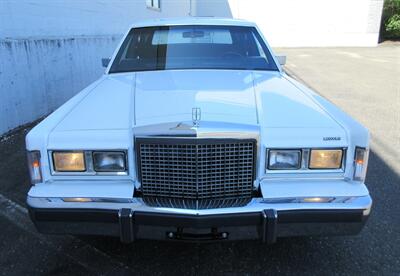 1985 Lincoln Town Car - Photo 17 - Bohemia, NY 11716