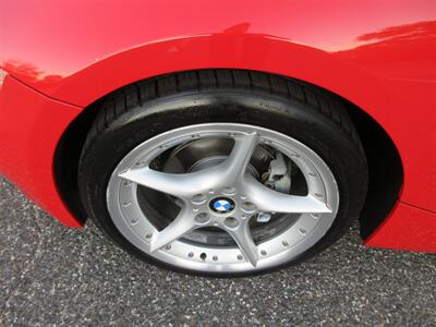 2004 BMW Z4 2.5i - Photo 52 - Bohemia, NY 11716