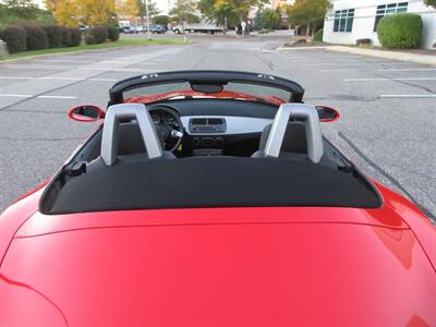 2004 BMW Z4 2.5i - Photo 26 - Bohemia, NY 11716