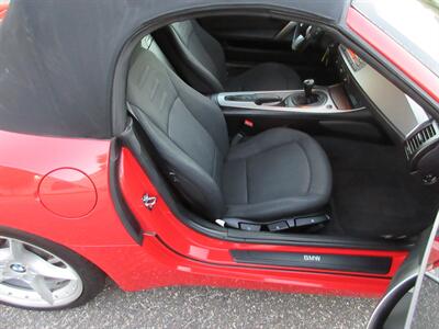 2004 BMW Z4 2.5i - Photo 45 - Bohemia, NY 11716
