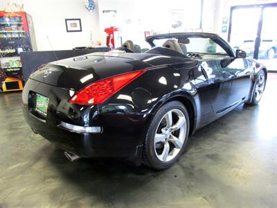 2006 Nissan 350Z Enthusiast Edition   - Photo 4 - Bohemia, NY 11716