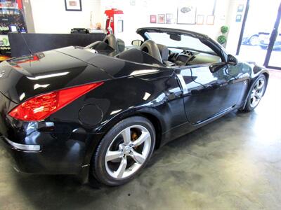 2006 Nissan 350Z Enthusiast Edition   - Photo 14 - Bohemia, NY 11716