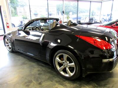 2006 Nissan 350Z Enthusiast Edition   - Photo 13 - Bohemia, NY 11716